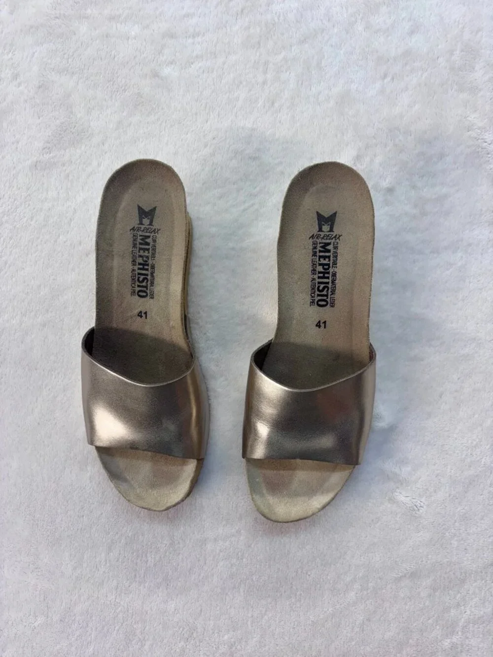Mephisto Women's Wedges --- Genuine Leather --- Size: 41--- Few Flaws!